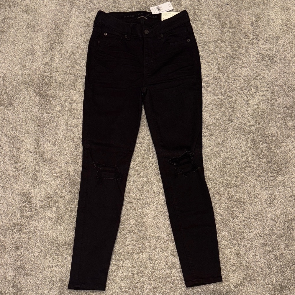 Brand New with tags American Eagle Women's Black Distressed Jeans